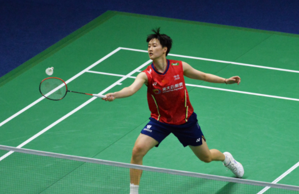 们在场上占 们在场上占