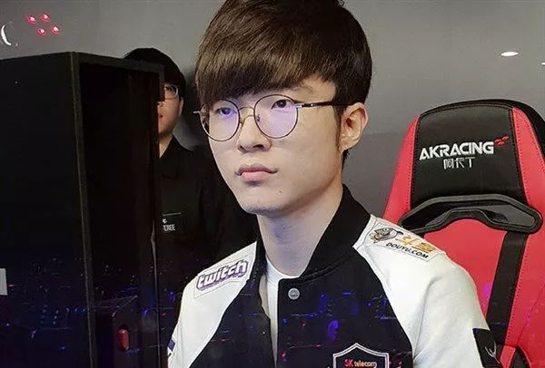 绩起伏不定 绩起伏不定