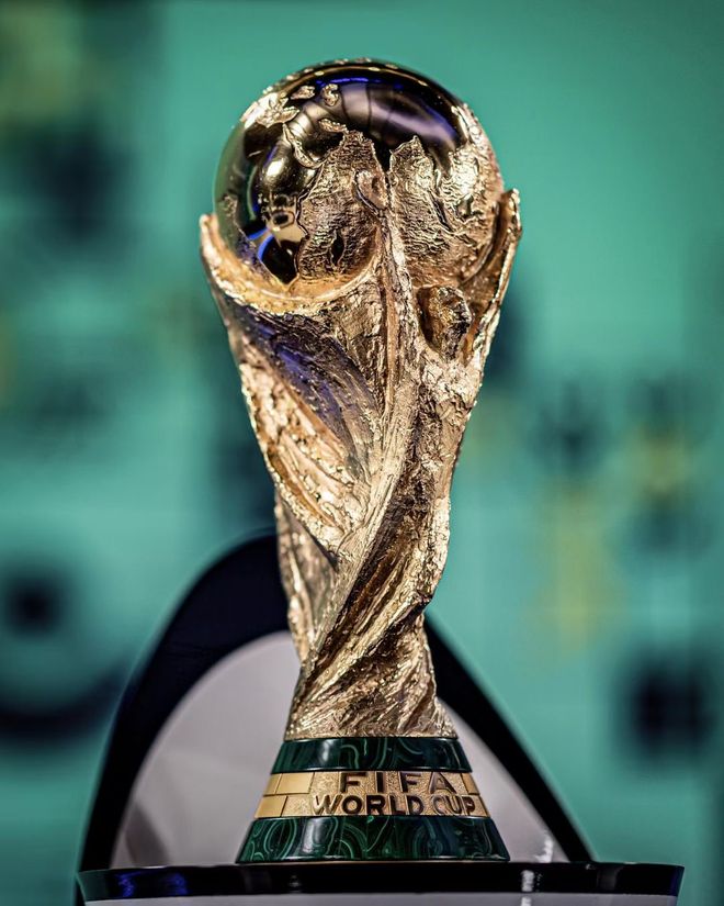 赫伊根斯在 赫伊根斯在