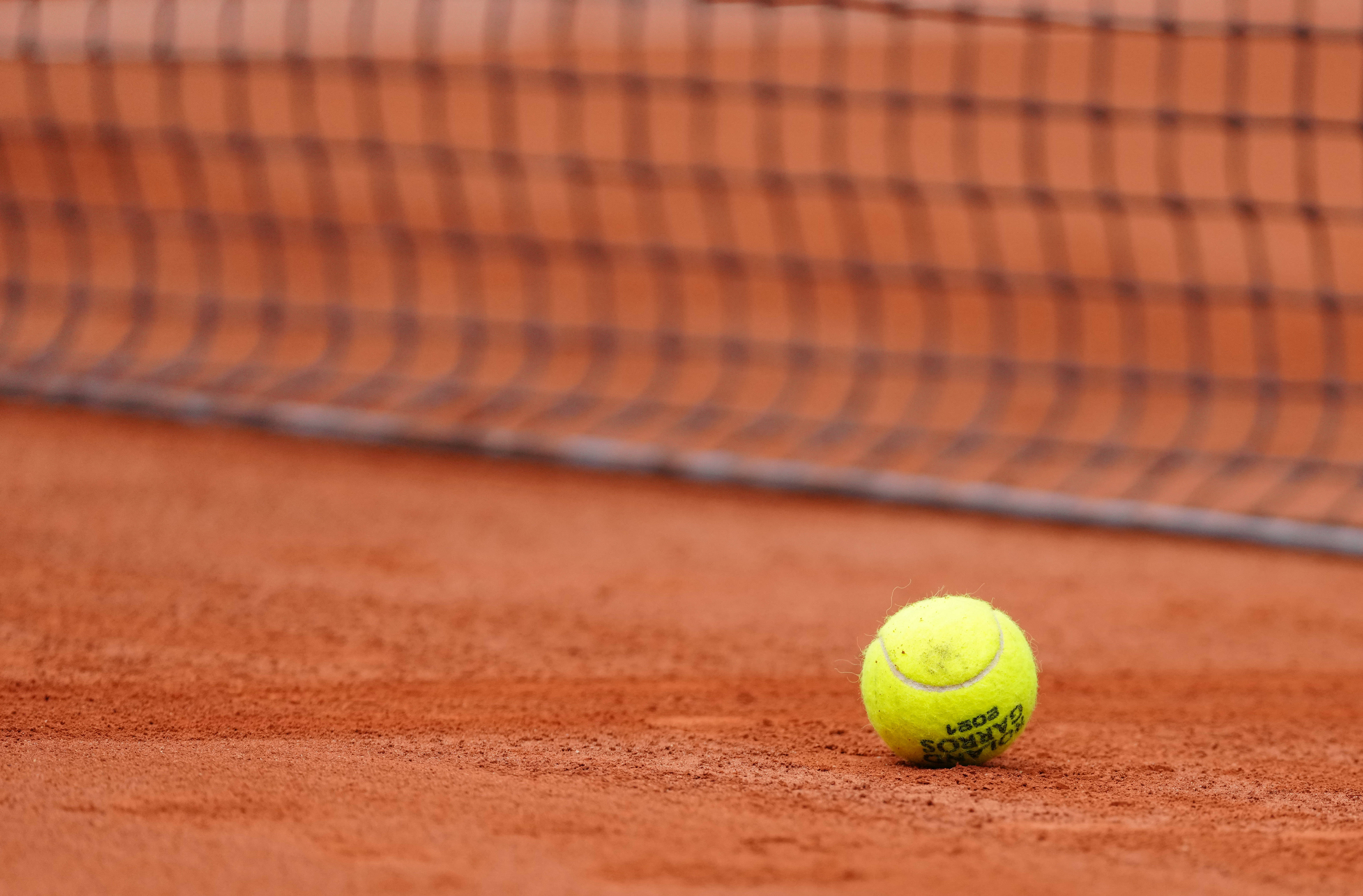 先稳控球与 先稳控球与